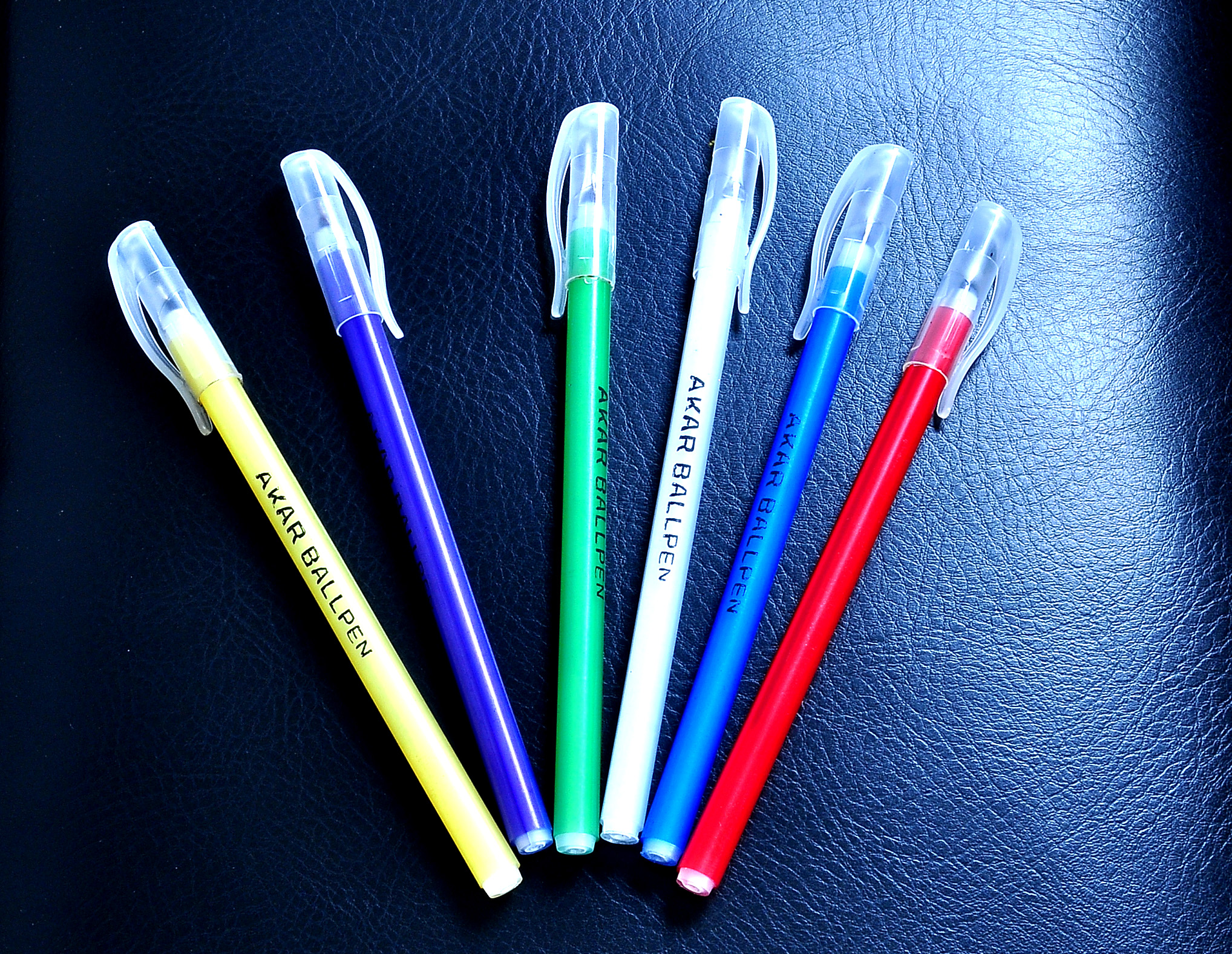 AKAR  BALLPEN